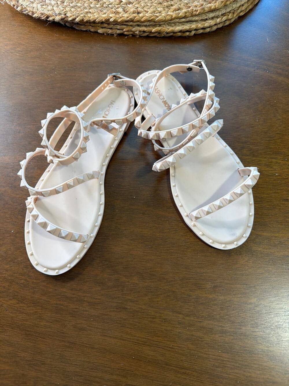 Fashion nova NWOT blush, jelly, sandals with studs ankle wrap 583